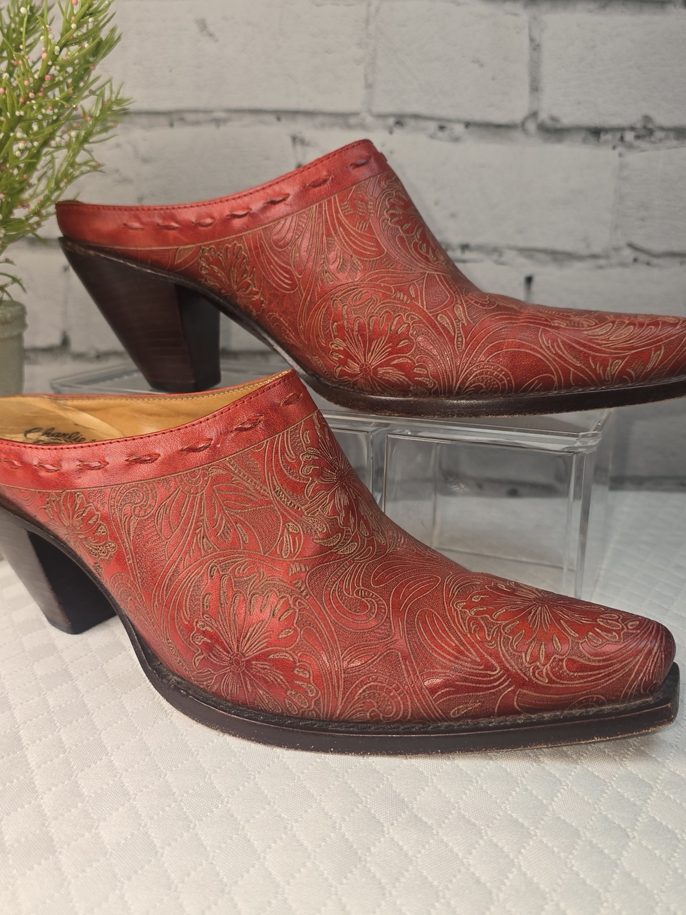 LUCCHESE CHARLIE 1 HORSE RED LEATHER SNIP TOE WESTERN MULE BOOT WOMENS 6.5